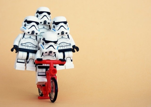 lego en bicicleta
