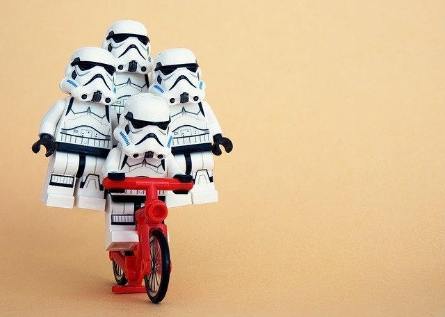 lego en bicicleta